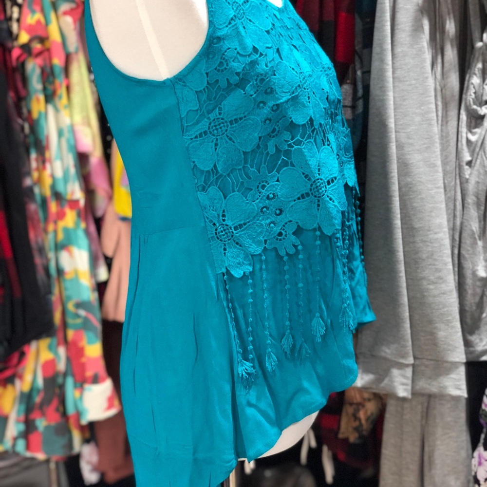 Teal Tank - Picture 6 of 6